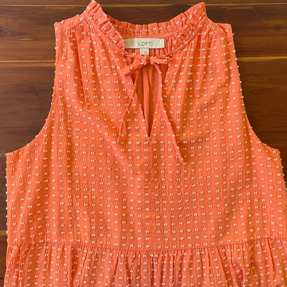 *NWOT* LOFT Sleeveless Tie Neck Tiered Midi/Maxi Dress, Coral Swiss/Clip Dot - Picture 6 of 11